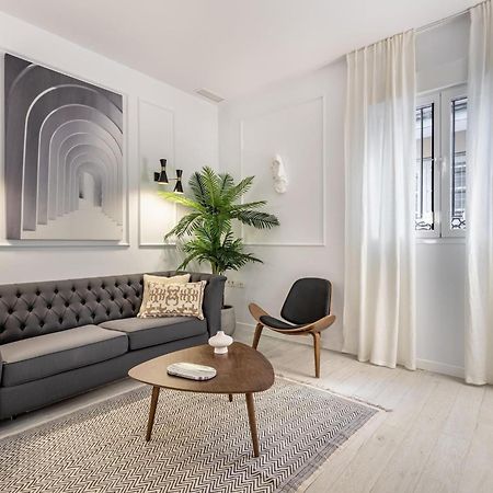 Central Stylish And Elegant 1 & 2 Bedroom Apartments III Granada Ngoại thất bức ảnh